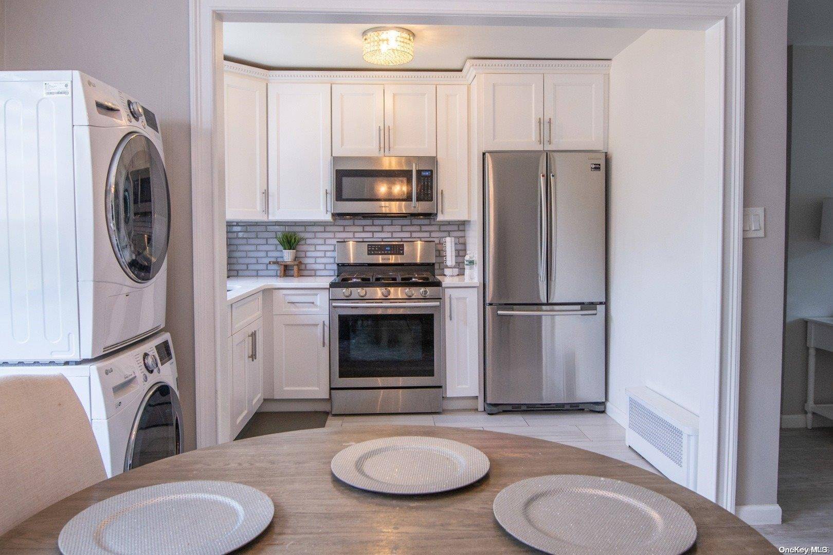 68-06 138th ST #B, Kew Garden Hills, NY 11367