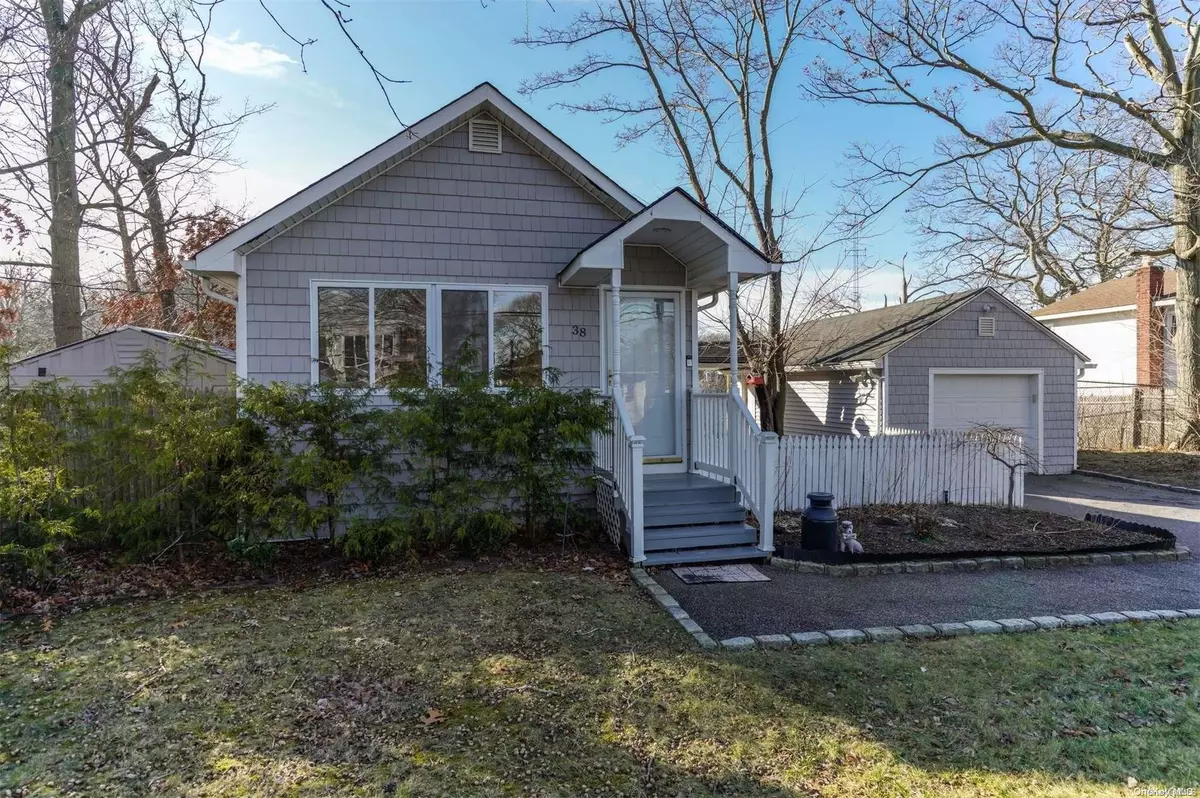 Sound Beach, NY 11789,38 Whitestone RD