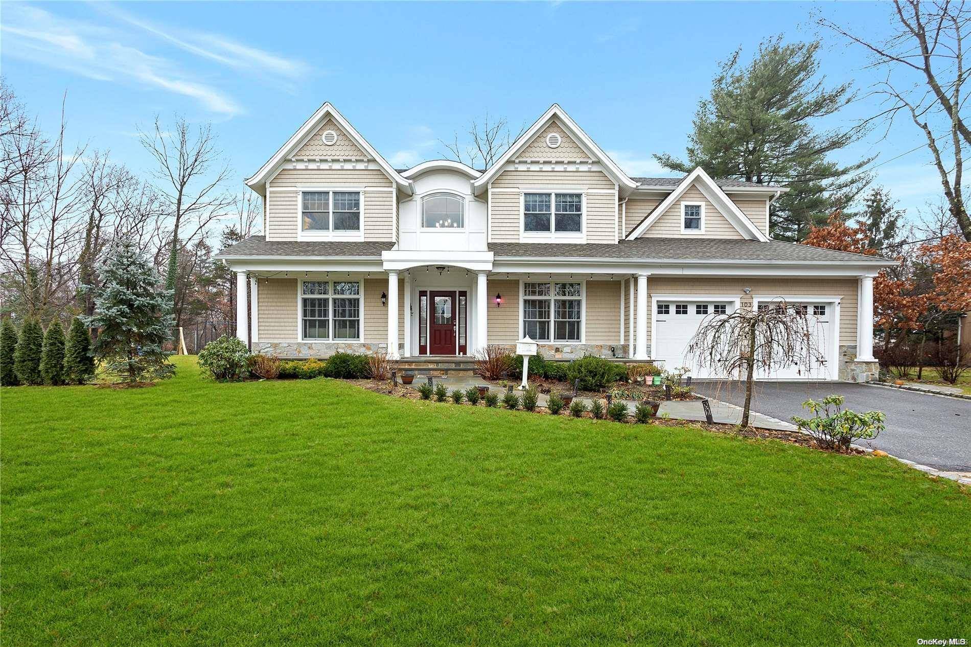 103 Willow, East Hills, NY 11577