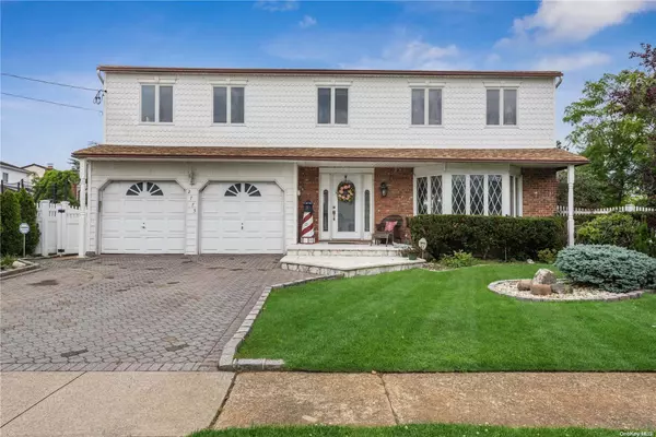 Merrick, NY 11566,2775 Lincoln BLVD