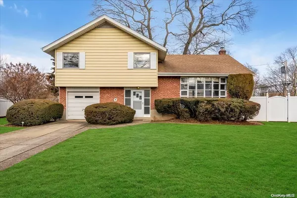 Westbury, NY 11590,32 Northcote RD