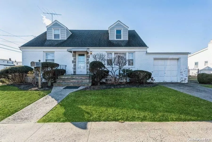 Franklin Square, NY 11010,913 Hancock AVE