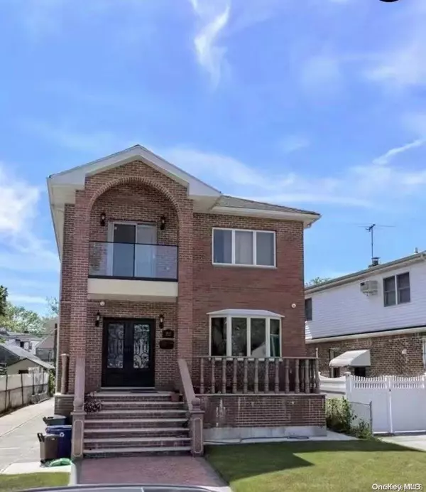 58-20 196 PL, Fresh Meadows, NY 11365