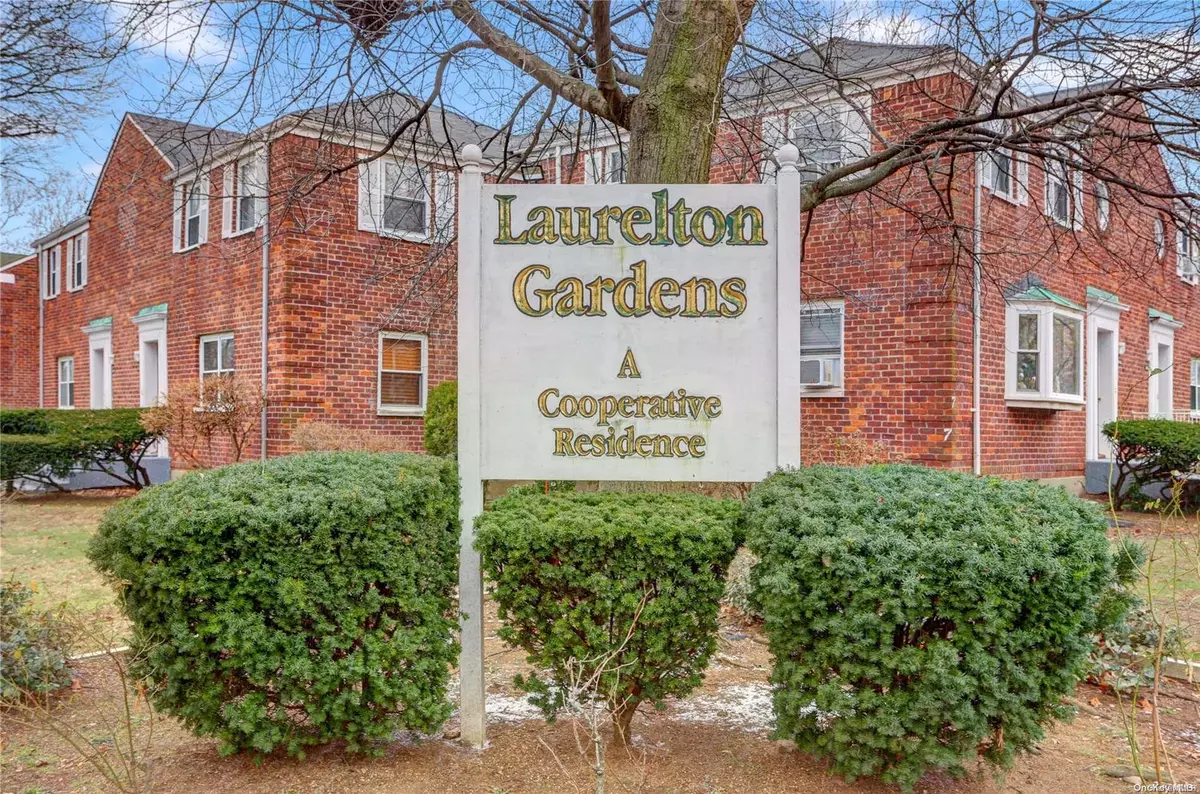 Rosedale, NY 11422,131-48 Laurelton Pkwy #2