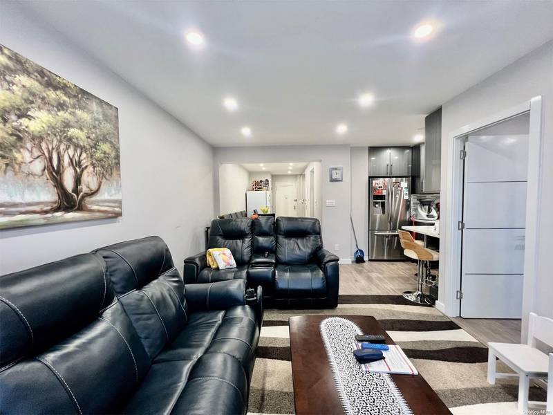 83-15 98 ST #5F, Woodhaven, NY 11421