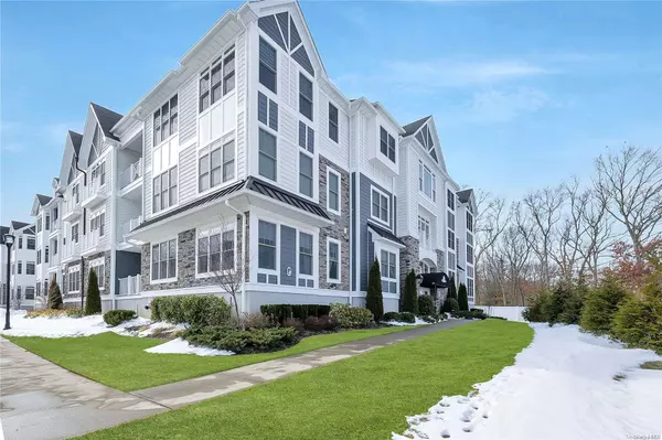 13304 Aspenwood DR #304, Plainview, NY 11803