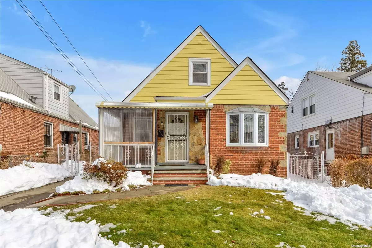 Queens Village, NY 11427,88-45 209 ST