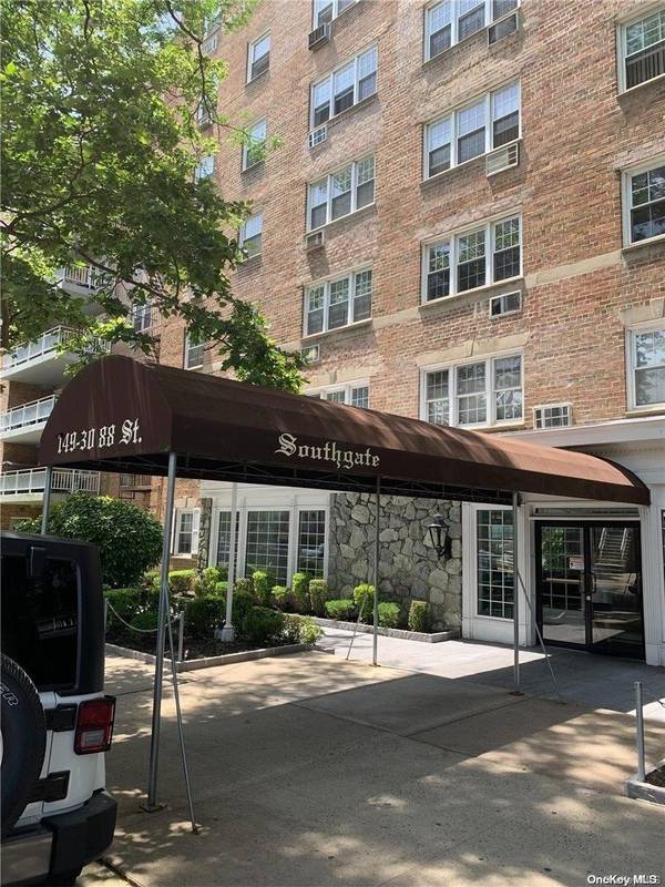 149-30 88th ST #4F, Howard Beach, NY 11414