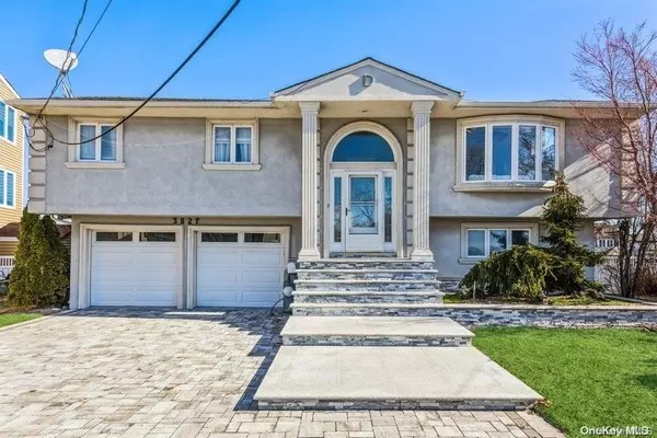 Oceanside, NY 11572,3827 Oceanside RD