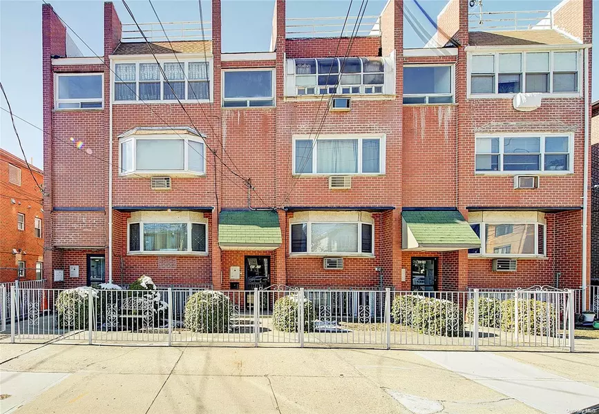 46-20 161st ST #B1, Flushing, NY 11358