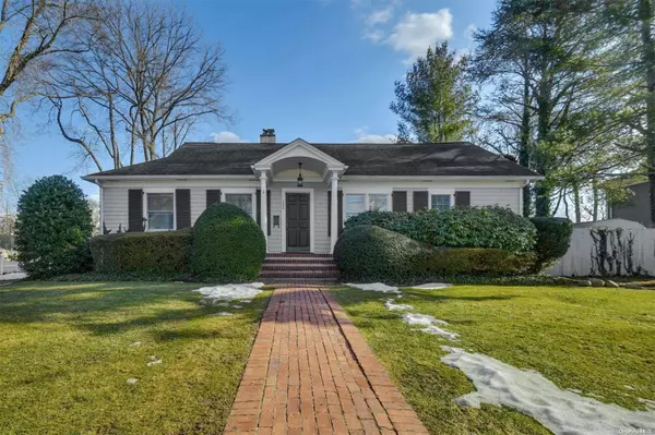 134 Highland AVE, Northport, NY 11768