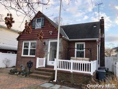 2742 Clarendon AVE, Bellmore, NY 11710