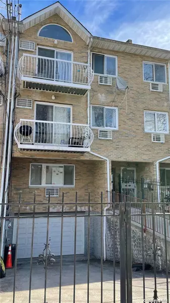 48-31 91st PL, Elmhurst, NY 11373