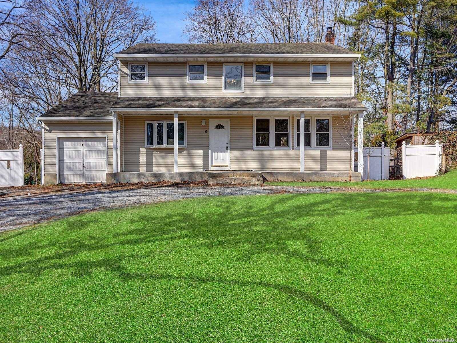 6 Lower RD, Smithtown, NY 11787