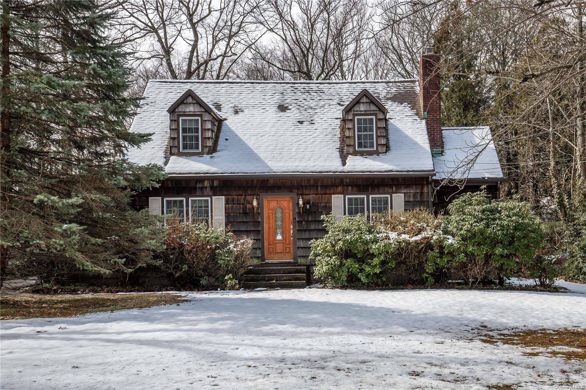 141 Deforest, Dix Hills, NY 11746