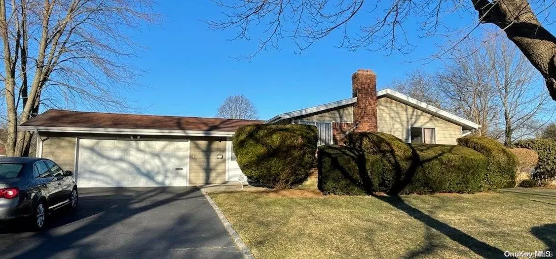 Dix Hills, NY 11746,6 Kilmer AVE