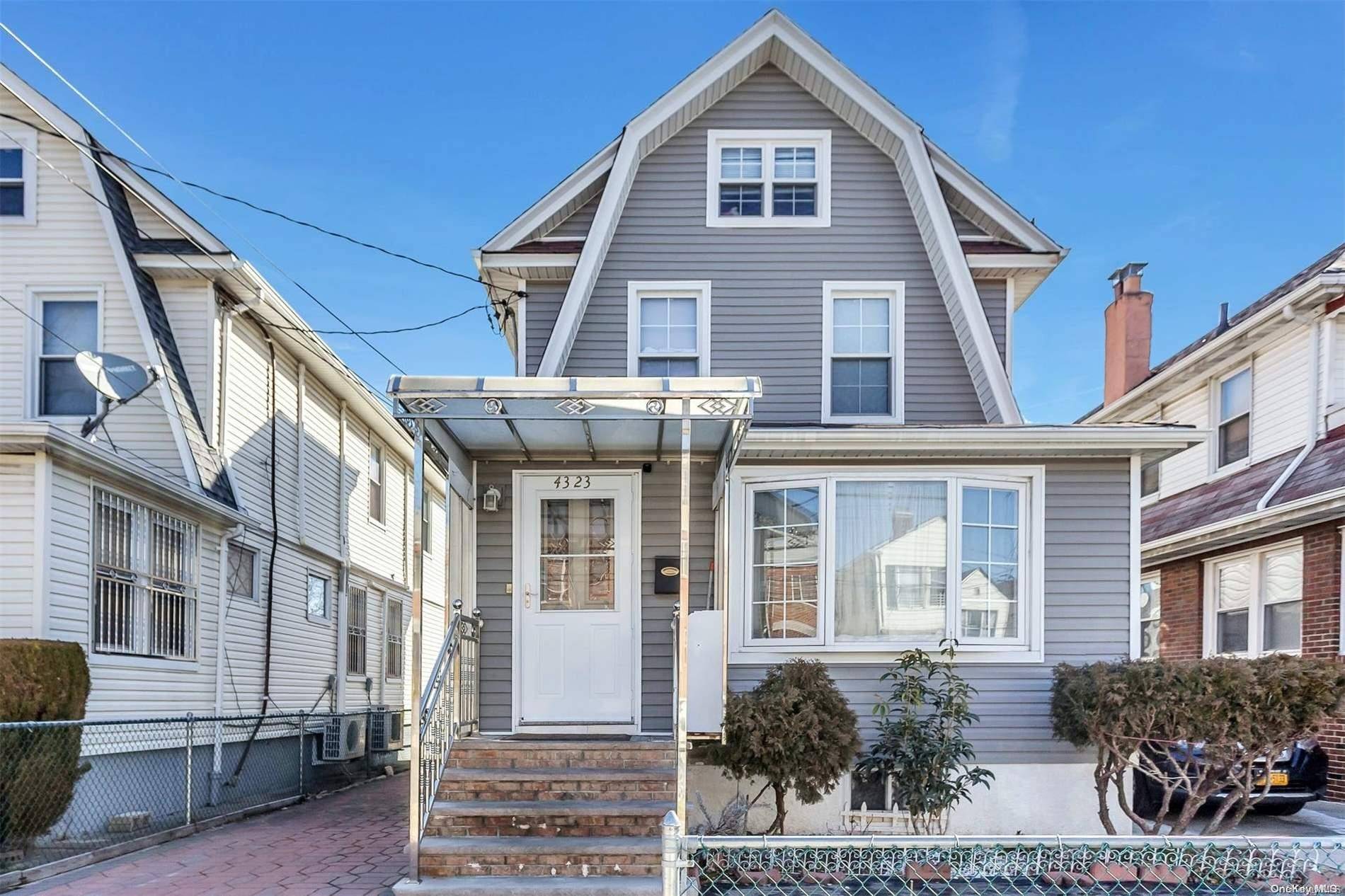 Flushing, NY 11358,43-23 166th ST