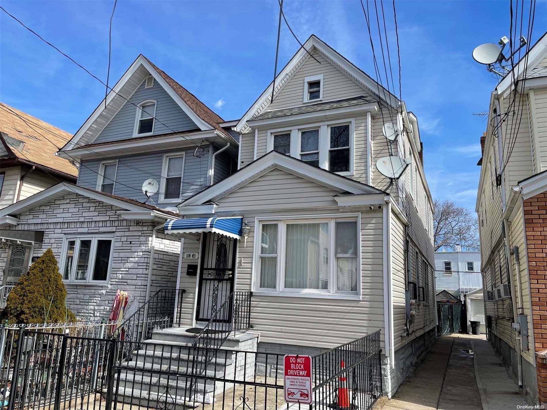 104-49 115th ST, Richmond Hill, NY 11418