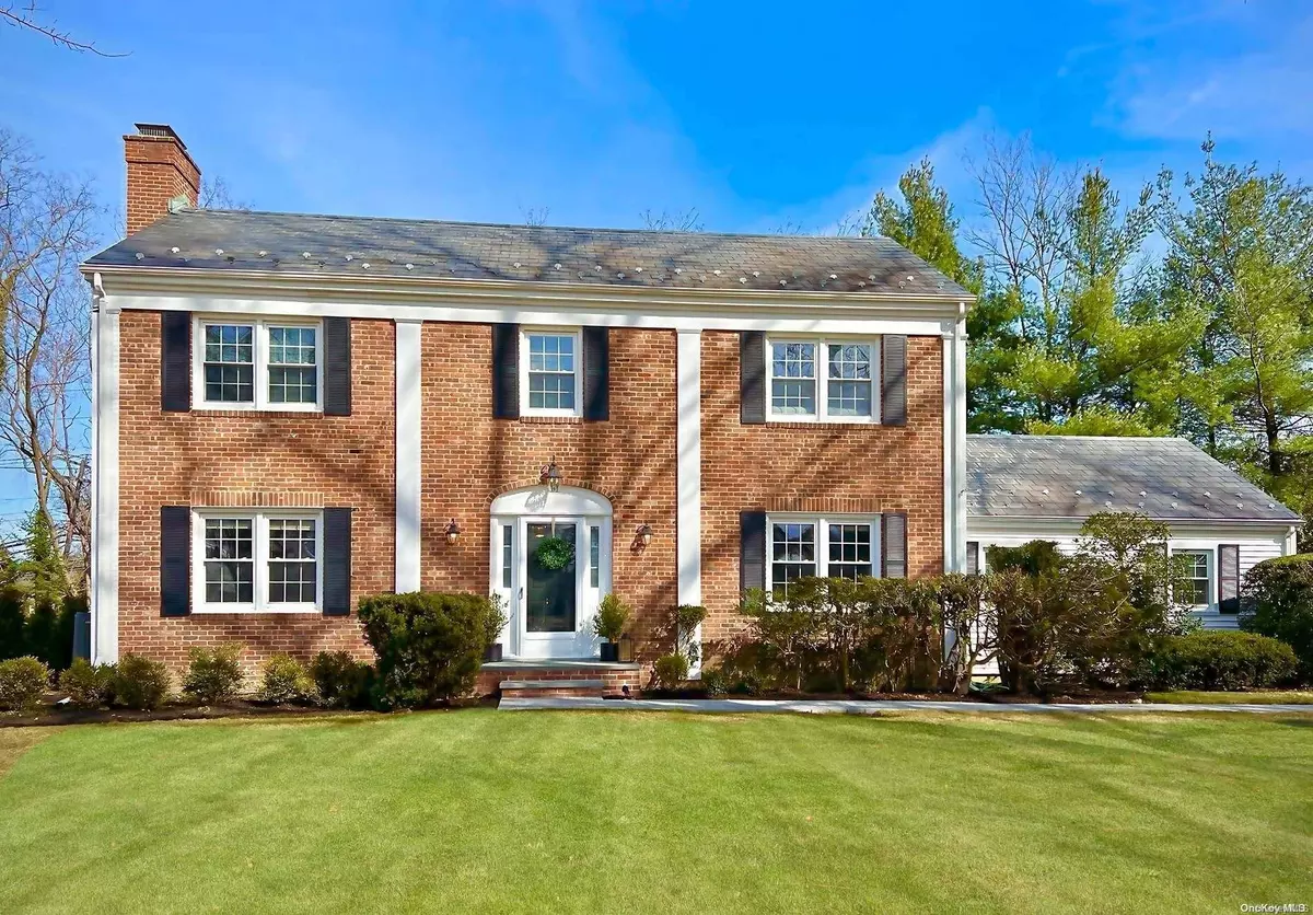 Manhasset, NY 11030,112 Borglum RD