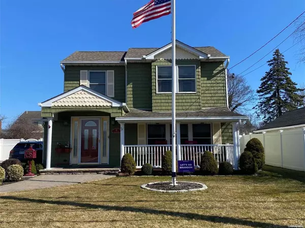 61 N Ocean AVE, Islip, NY 11751