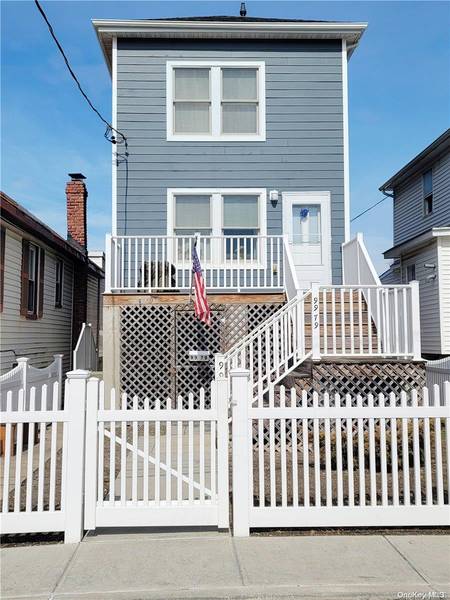 99-79 163rd Rd, Howard Beach, NY 11414