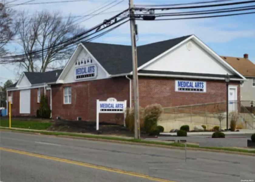 179 Little East Neck RD, Babylon, NY 11702