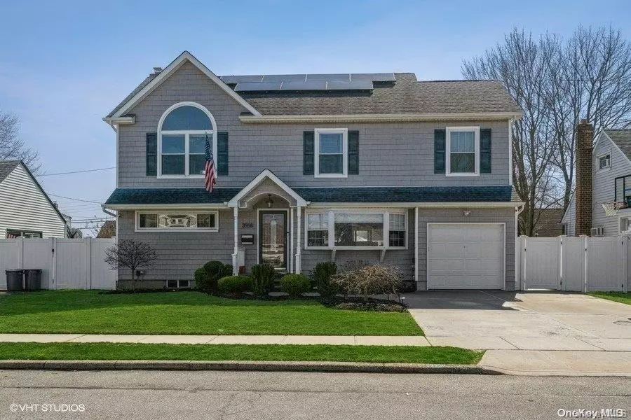 Seaford, NY 11783,3558 Kenora PL