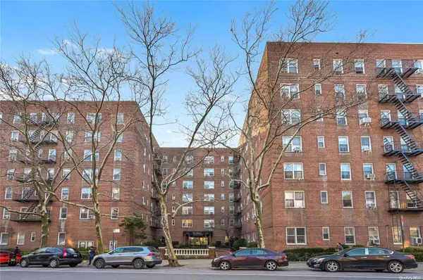 67-12 Yellowstone BLVD #C6,  Forest Hills,  NY 11375