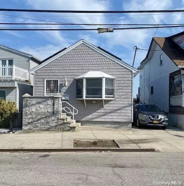 Broad Channel, NY 11693,532 Cross Bay BLVD