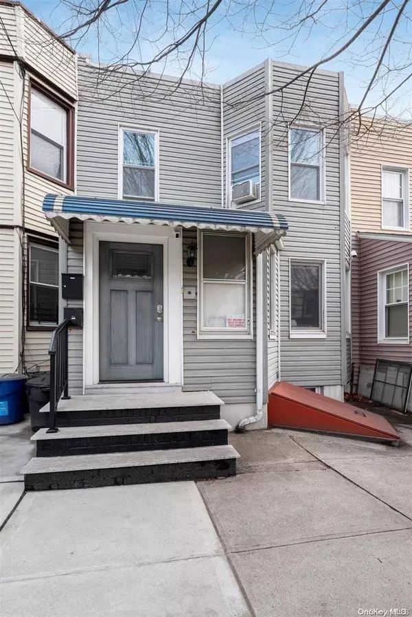 64-21 65th PL, Middle Village, NY 11379