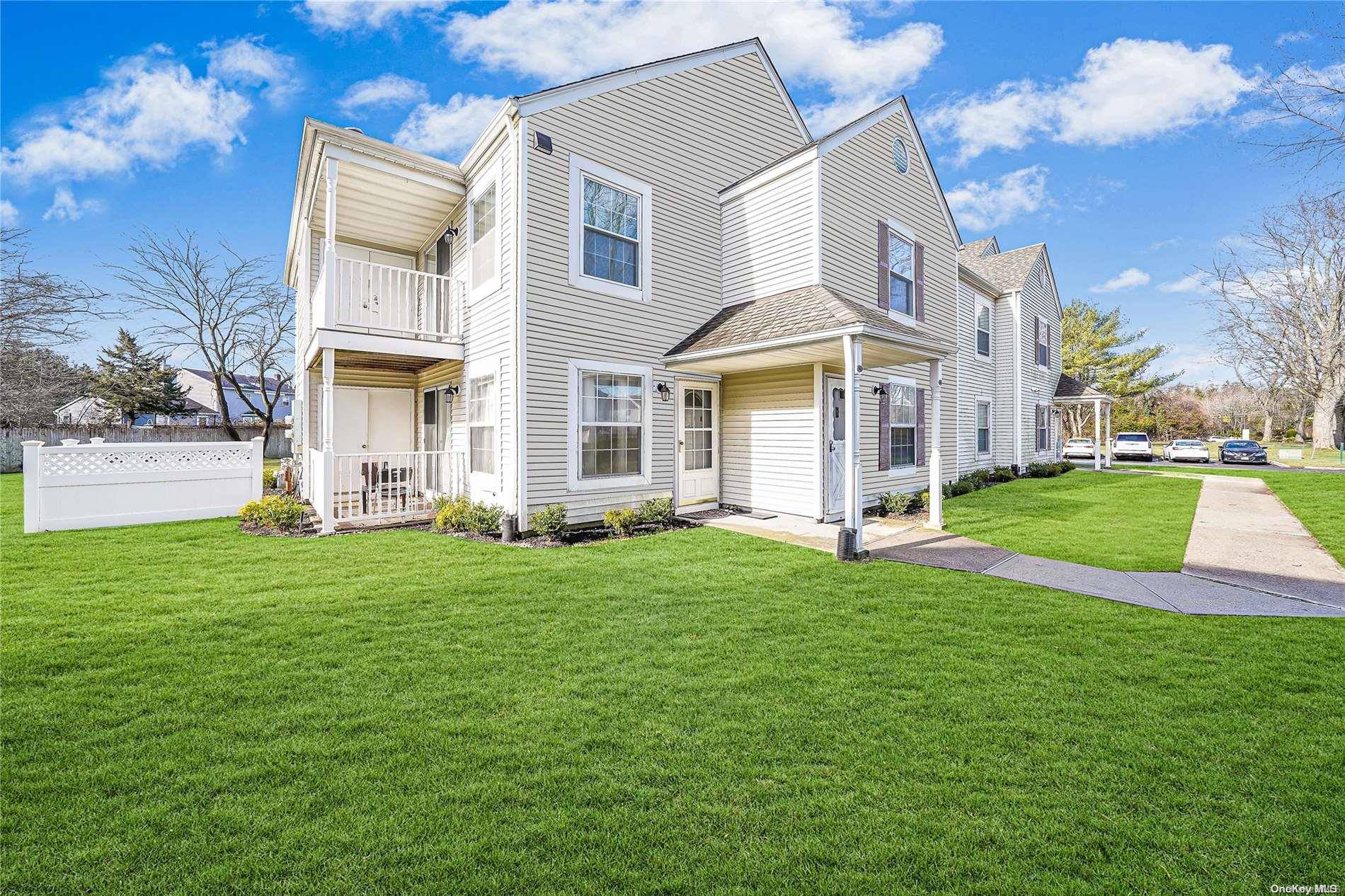 363 Artist Lake DR #363, Middle Island, NY 11953