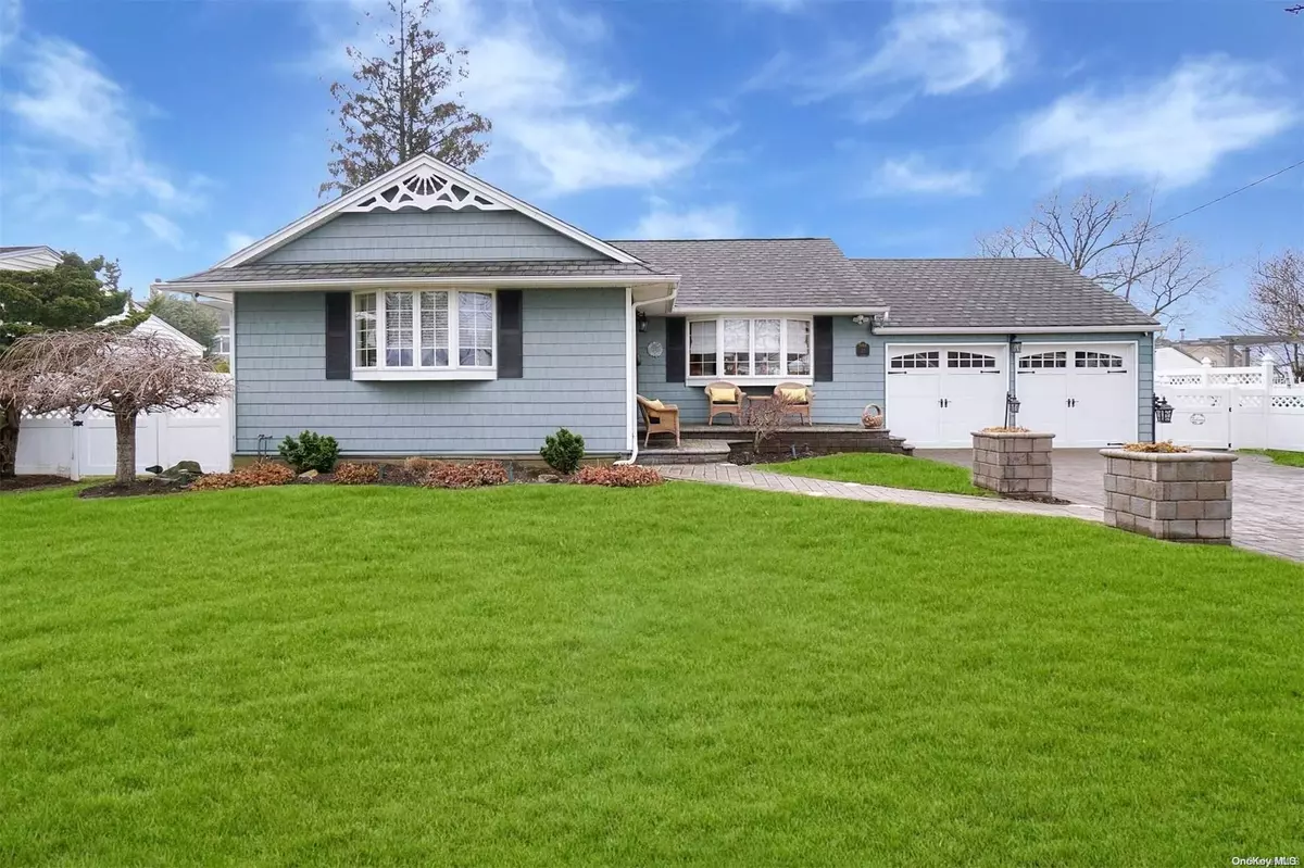 Hicksville, NY 11801,22 Honved ST