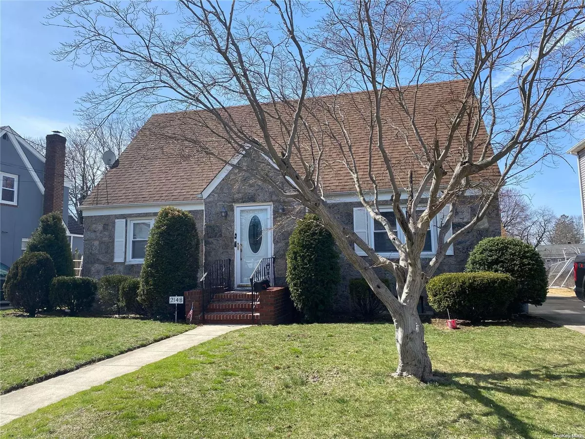 Baldwin, NY 11510,2148 Maple ST