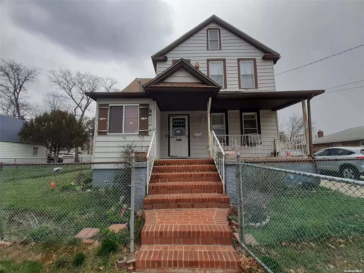 Hempstead, NY 11550,155 Dartmouth ST