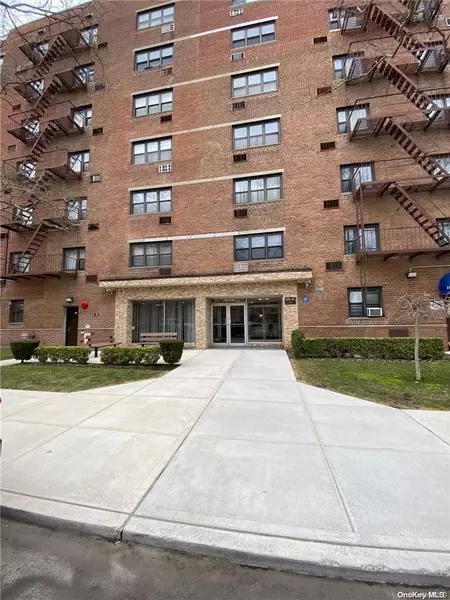 153-25 88th ST #1E, Howard Beach, NY 11414