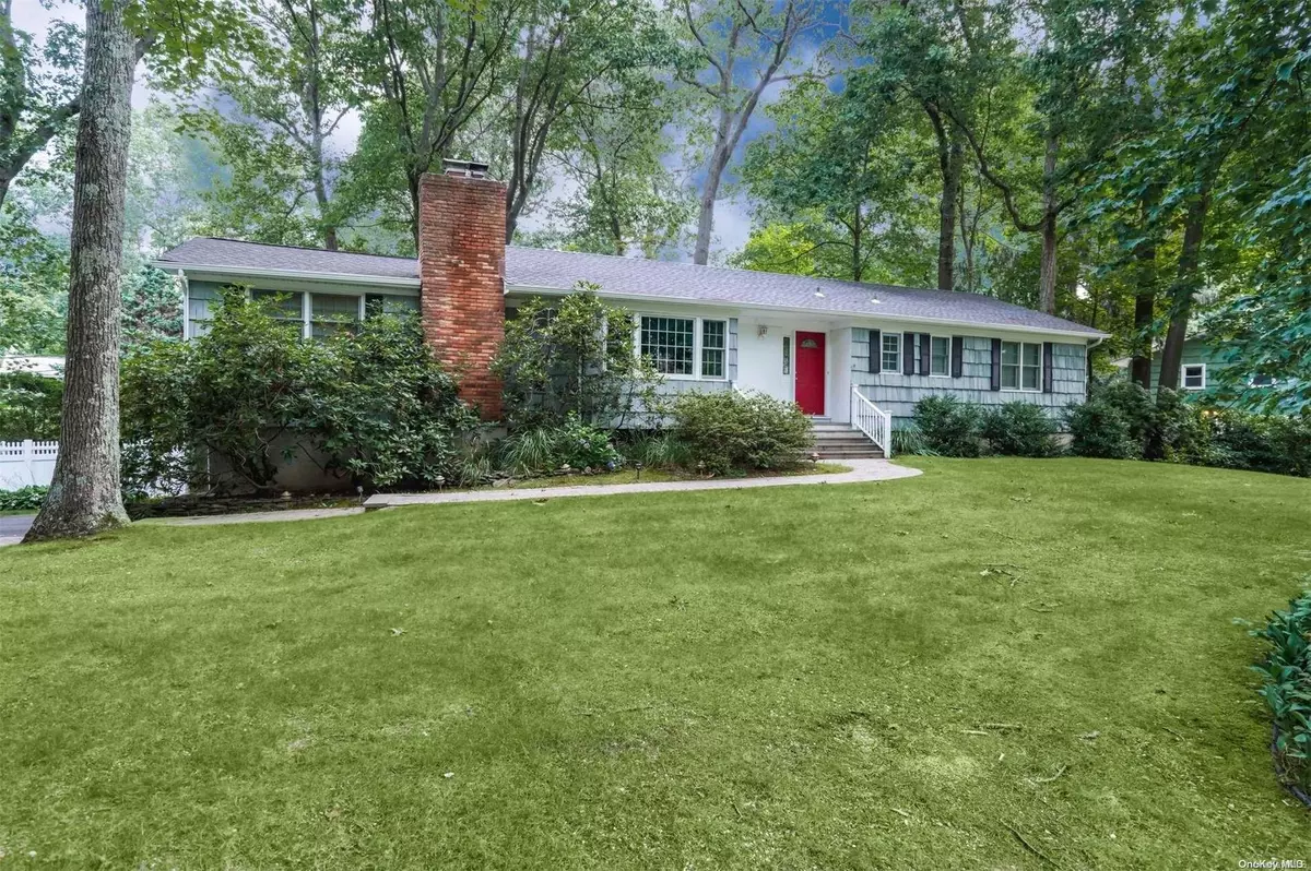 Setauket, NY 11733,3 Pleasant DR