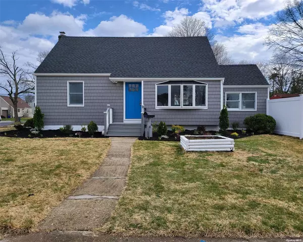 West Babylon, NY 11704,420 18th ST