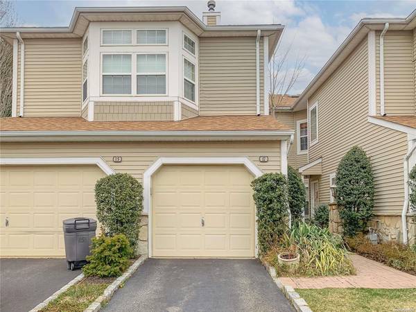 17 Sagamore DR #0, Plainview, NY 11803