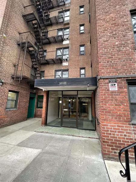 141-05 Northern Blvd #7J, Flushing, NY 11354