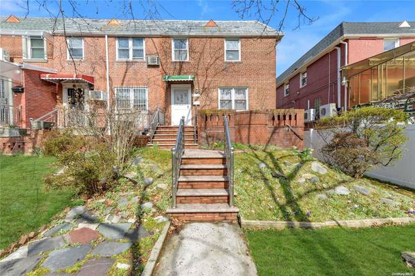 150-31 77th RD, Kew Garden Hills, NY 11367