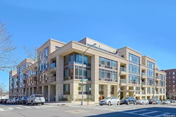 64-05 Yellowstone BLVD #415A, Forest Hills, NY 11375