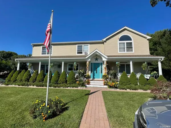 224 Lyman RD, East Patchogue, NY 11772