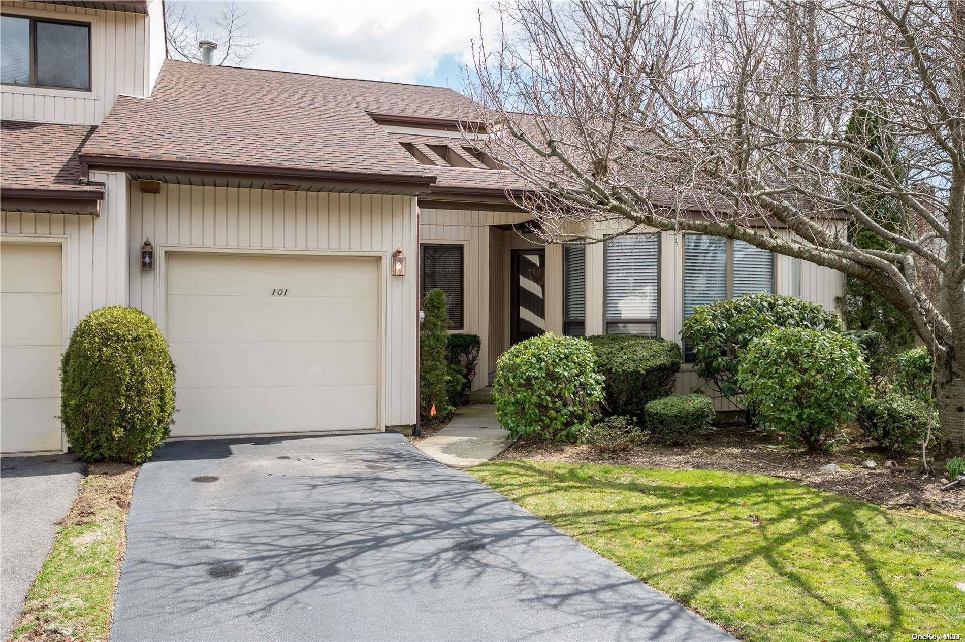 101 Woodland Estates DR, North Baldwin, NY 11510