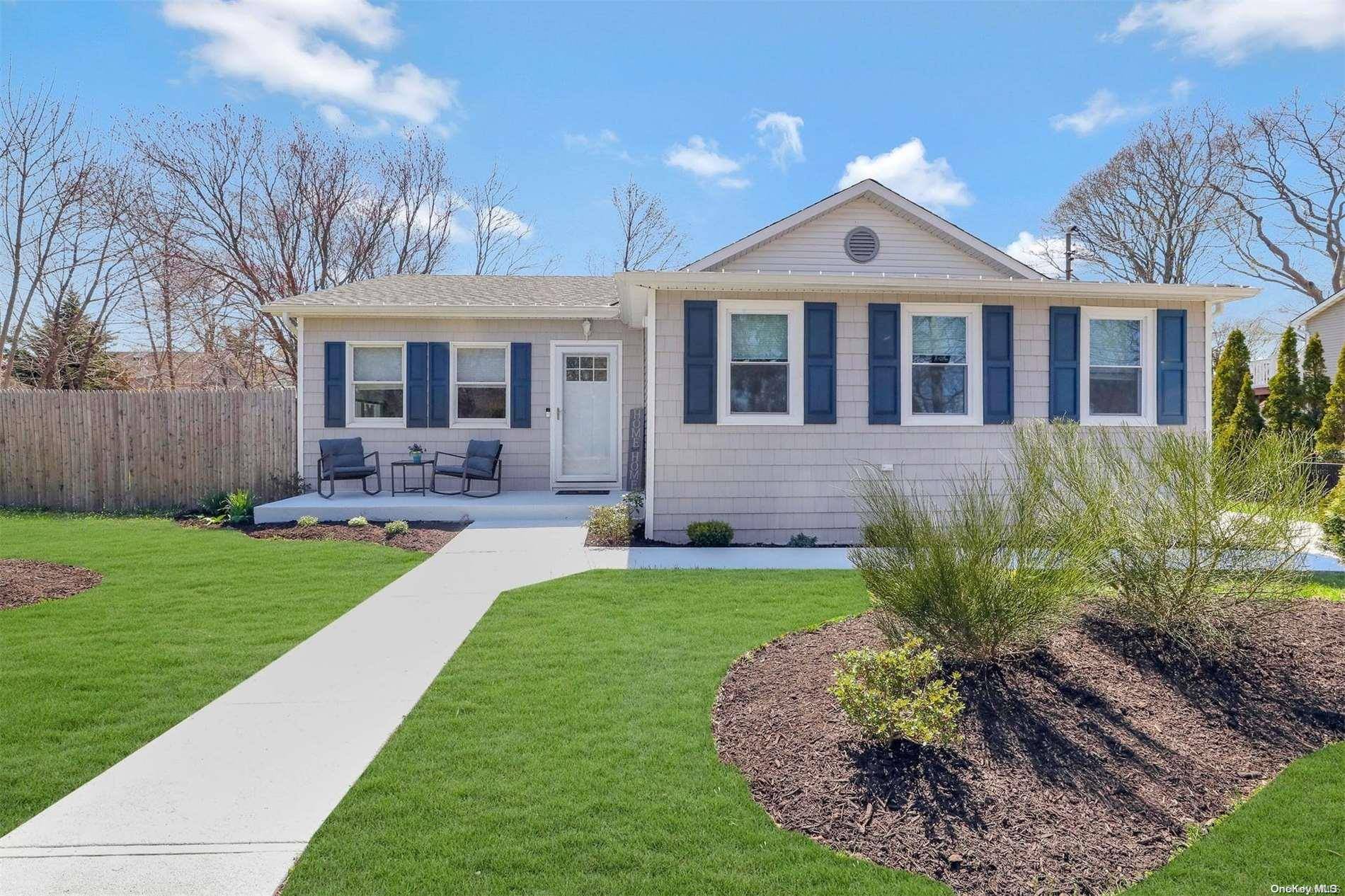 186 Pawnee ST, Ronkonkoma, NY 11779