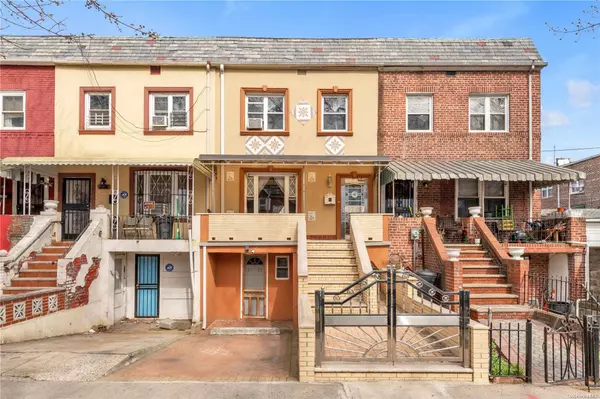 27-25 99th ST, East Elmhurst, NY 11369