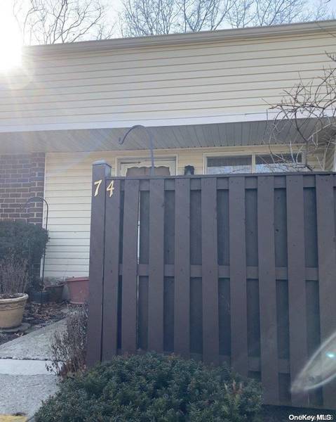 74 Birchwood DR #74, Port Jefferson Station, NY 11776