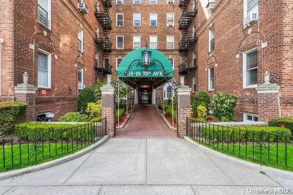 111-15 75th AVE #1O,  Forest Hills,  NY 11375