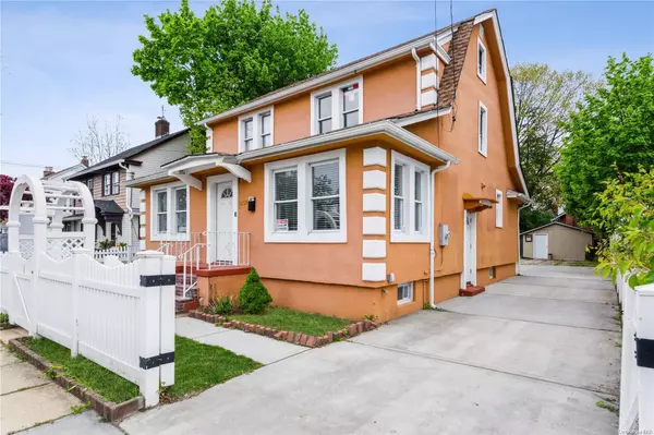 125 Willow AVE, Hempstead, NY 11550