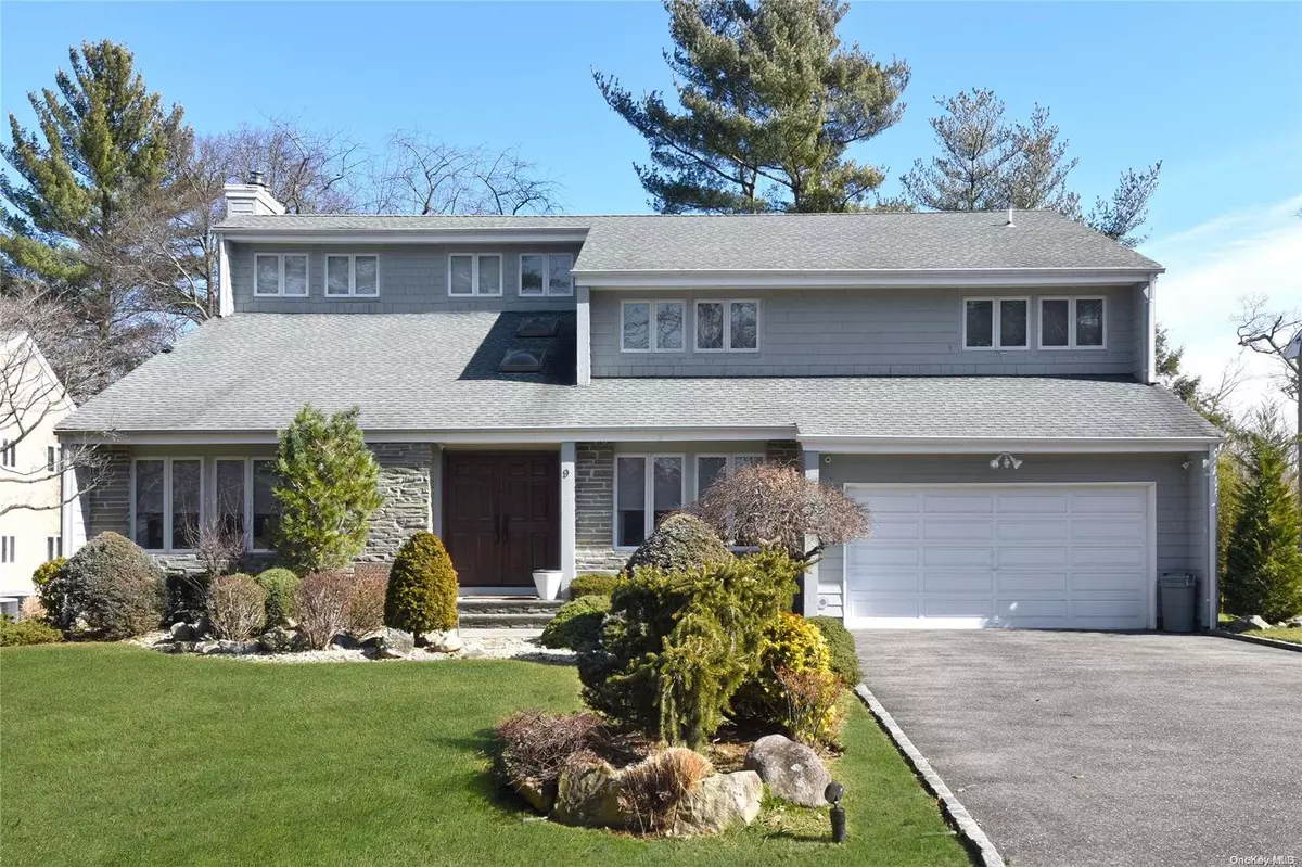 Roslyn, NY 11576,9 Bonnie Lynn CT