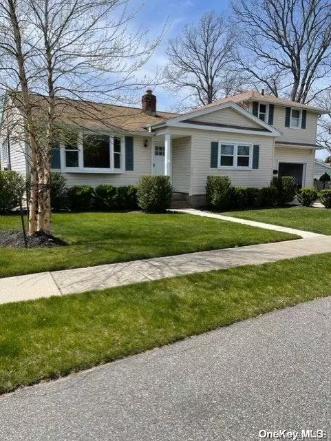 West Babylon, NY 11704,26 Anchor CT